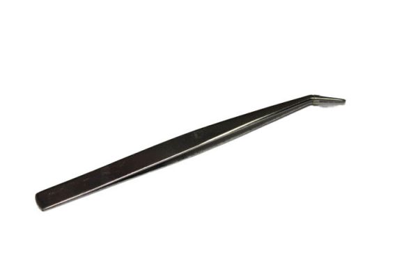 Tweezers